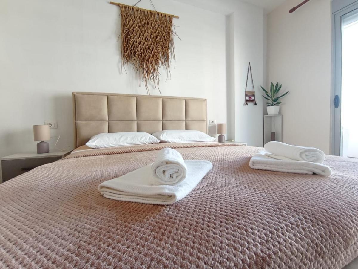 Trea Accomodations - Port Side Vlorë Екстериор снимка